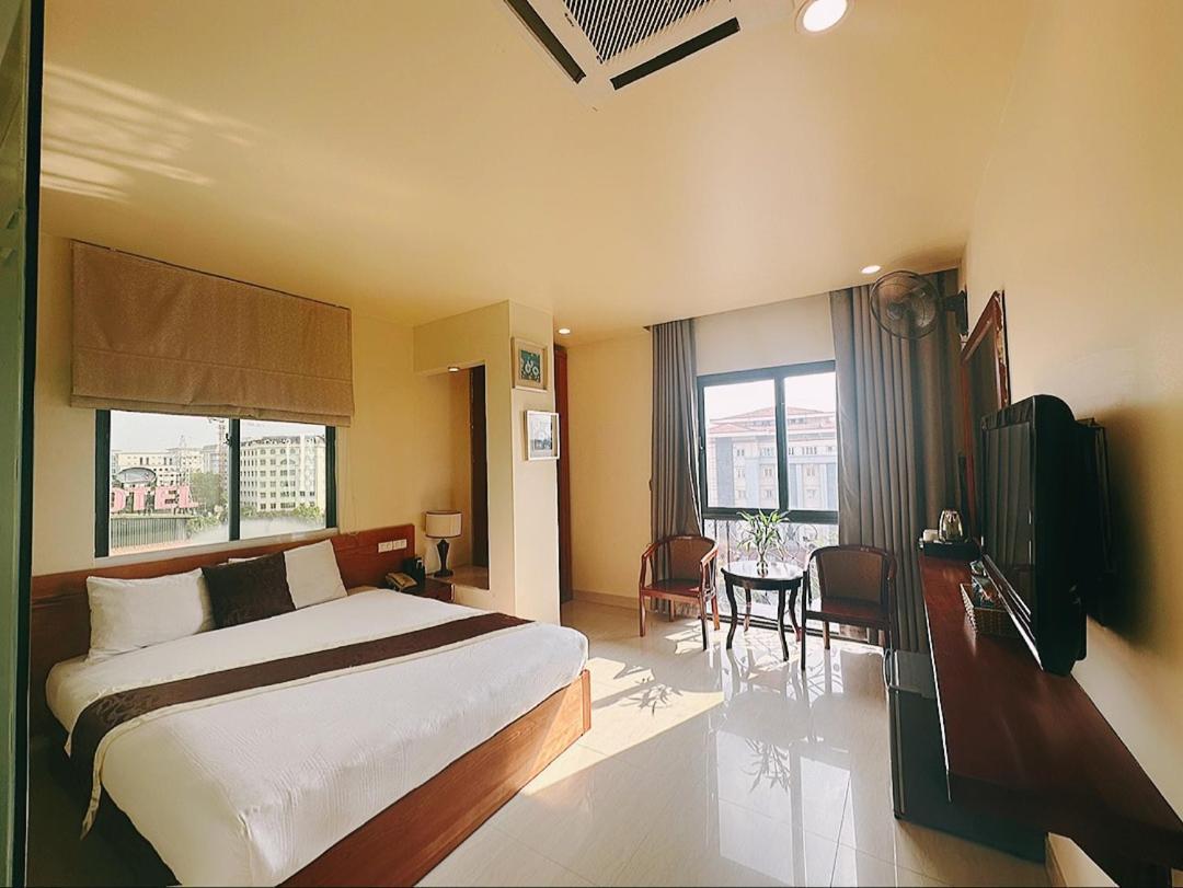 Hanoi B Hotel & Travel - 5 Mins Hoan Kiem Lake Dış mekan fotoğraf