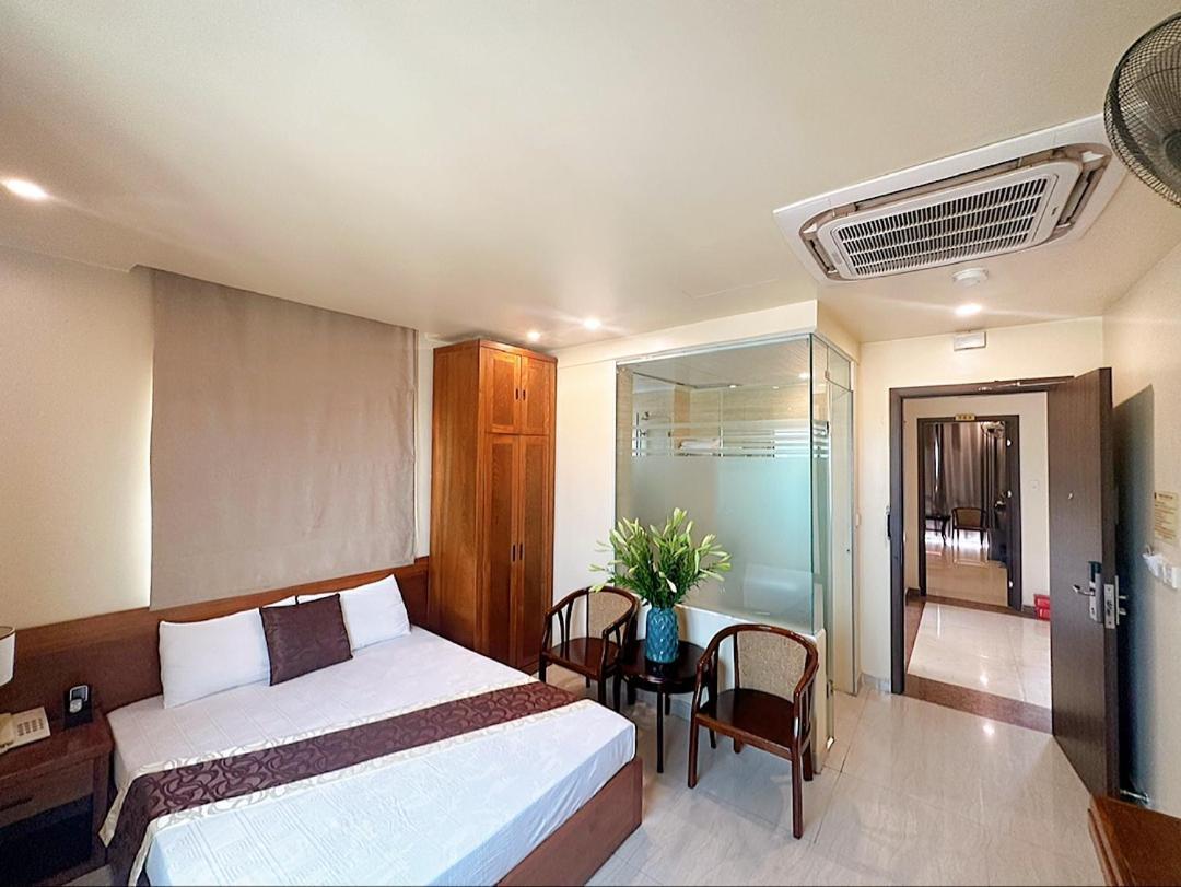 Hanoi B Hotel & Travel - 5 Mins Hoan Kiem Lake Dış mekan fotoğraf